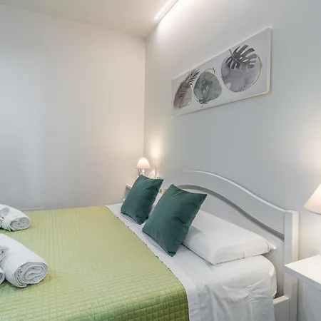 Della Stazione فندق مبيت وإفطار 3*