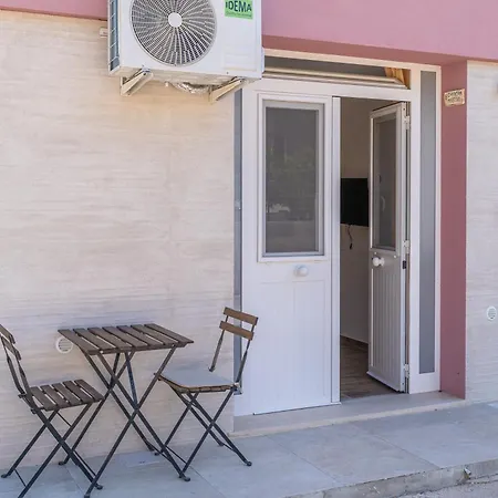 Della Stazione فندق مبيت وإفطار
